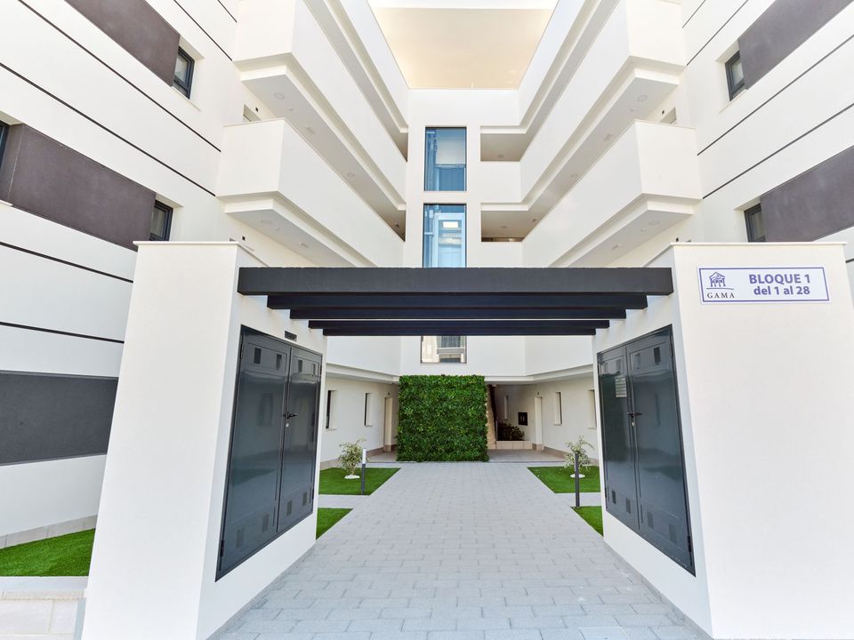 Apartment in Orihuela Costa, Alicante - photo 2