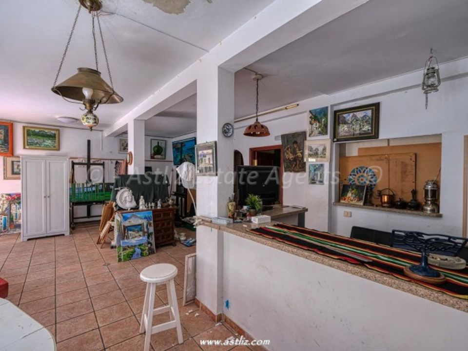 Erhvervsejendom i Acantilado De Los Gigantes, Tenerife - foto 2