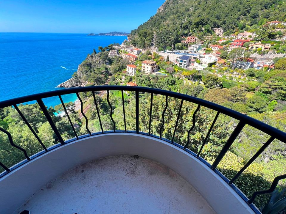 Villa i Eze, Alpes-Maritimes - foto 1