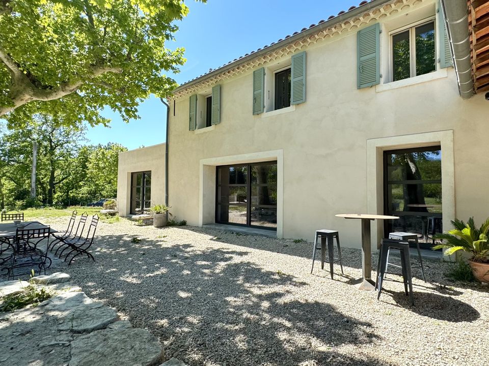 Farm hus i L'Isle-sur-la-Sorgue, Vaucluse - foto 1