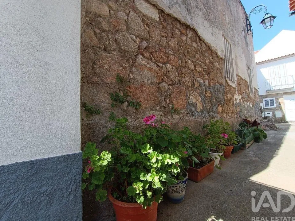 Byhus i Gouveia, Guarda - foto 3