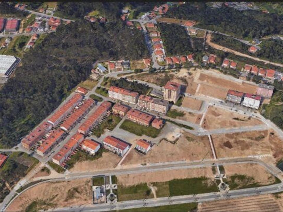 Helårsgrund i Santa Maria da Feira, Aveiro - foto 2