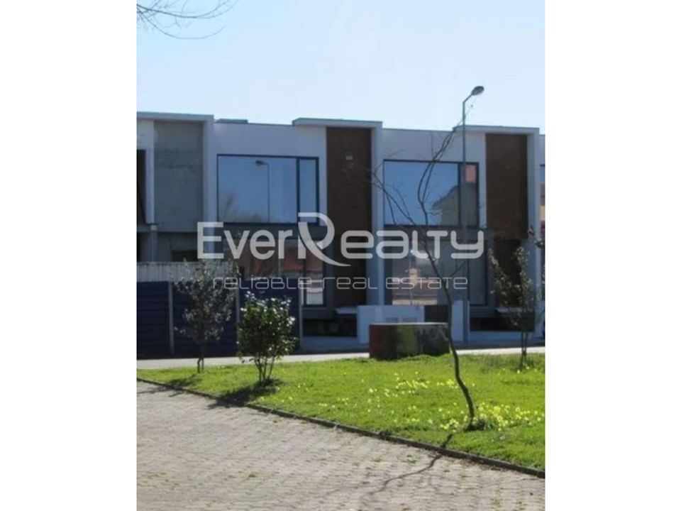 Villa in Aveiro, Aveiro - foto 1