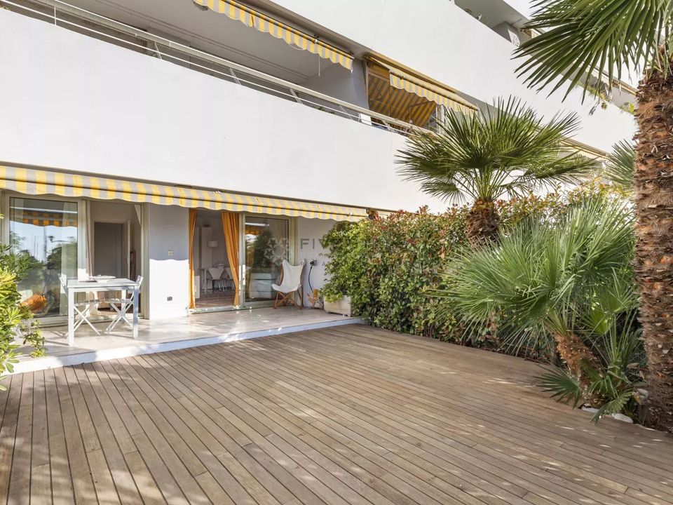 Lejlighed i Villeneuve-Loubet, Alpes-Maritimes - foto 1