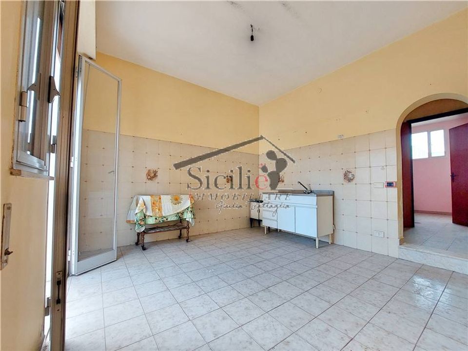 Lägenhet i Vittoria, Ragusa - foto 1