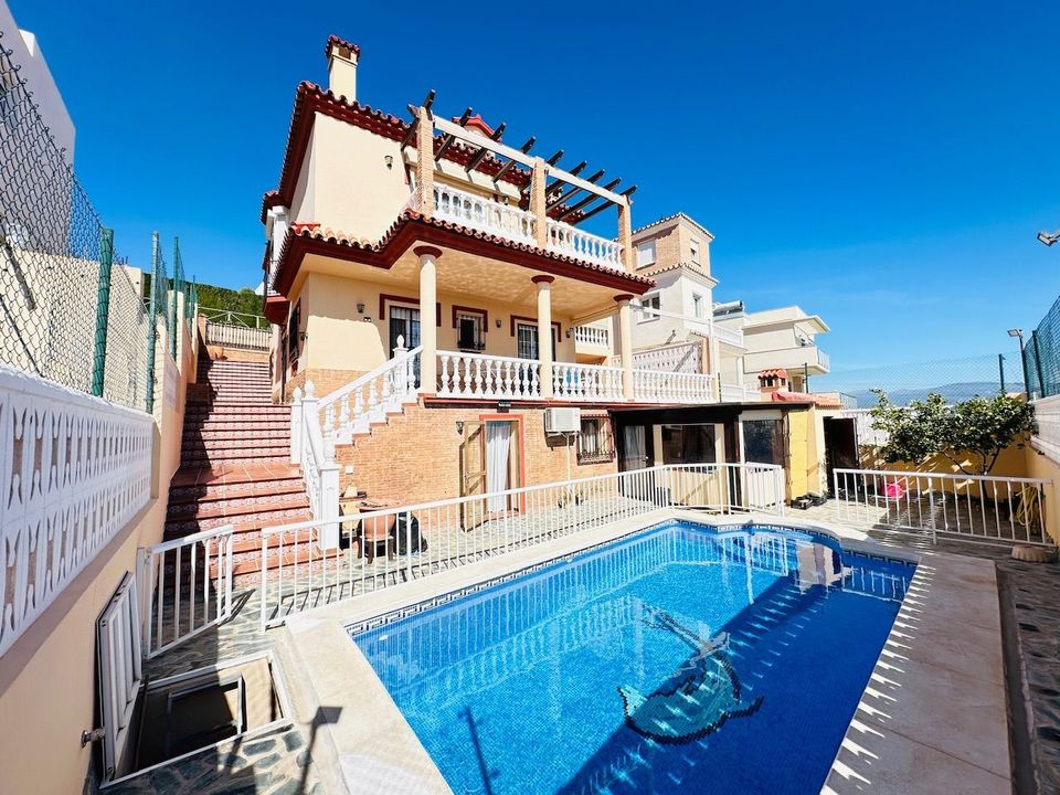 Villa i Torre Del Mar, Malaga - foto 2