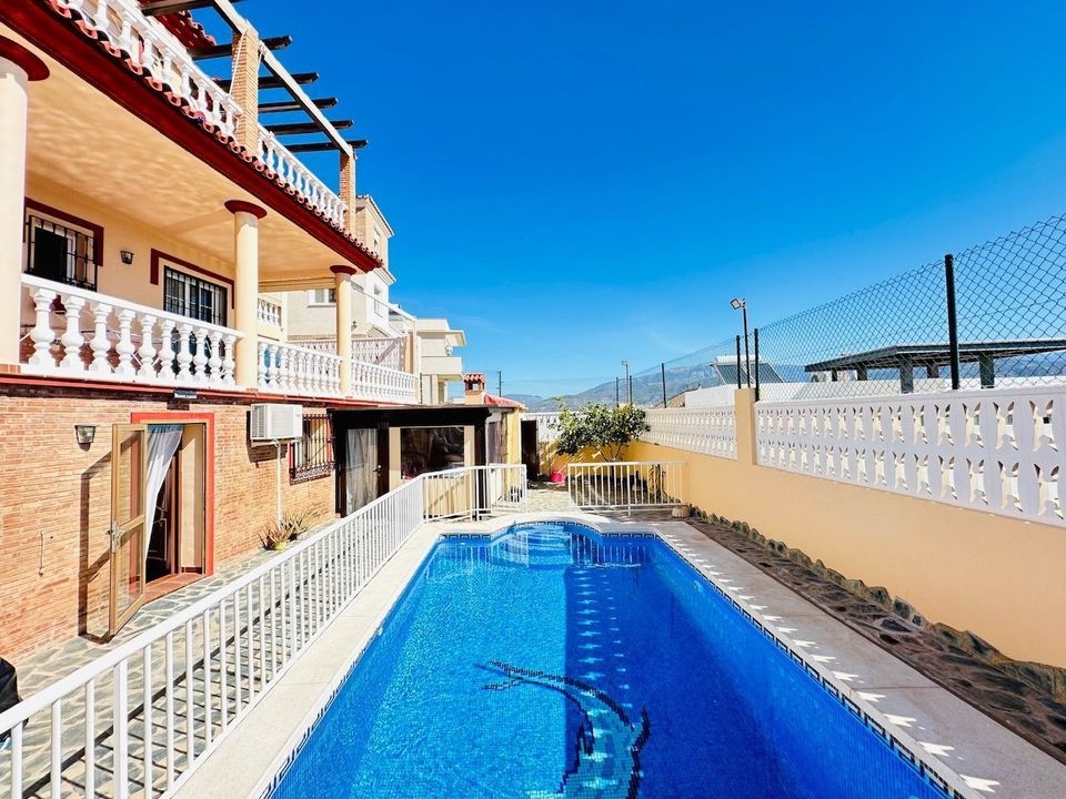 Villa i Torre Del Mar, Malaga - foto 3