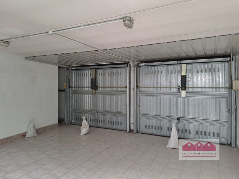 Garage i Vicenza, Vicenza - foto 1