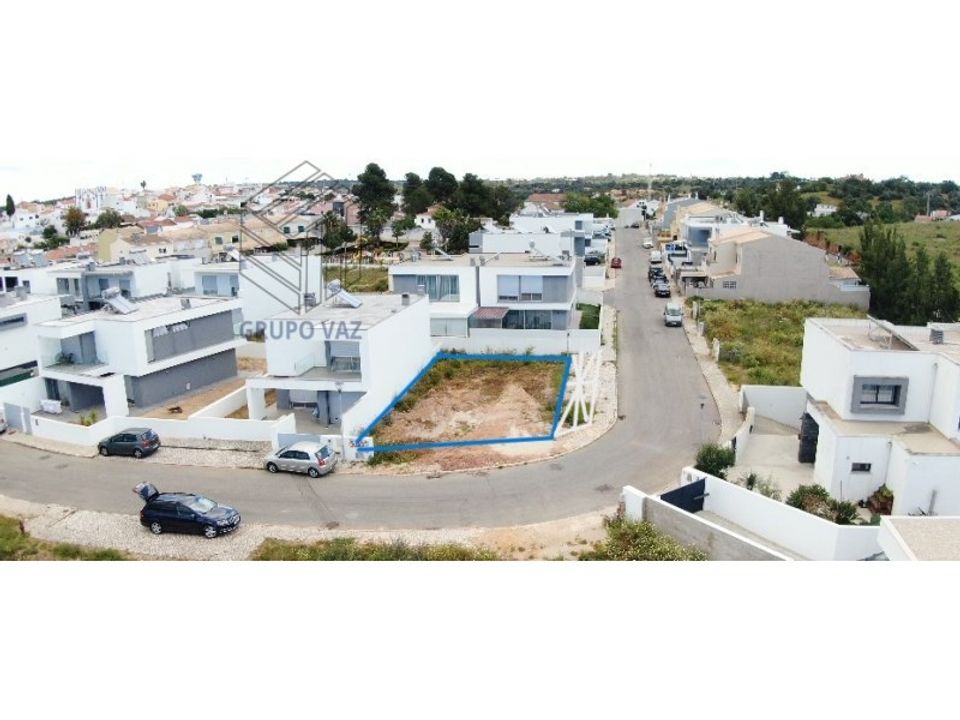 Helårsgrund i Estombar, Faro - foto 3