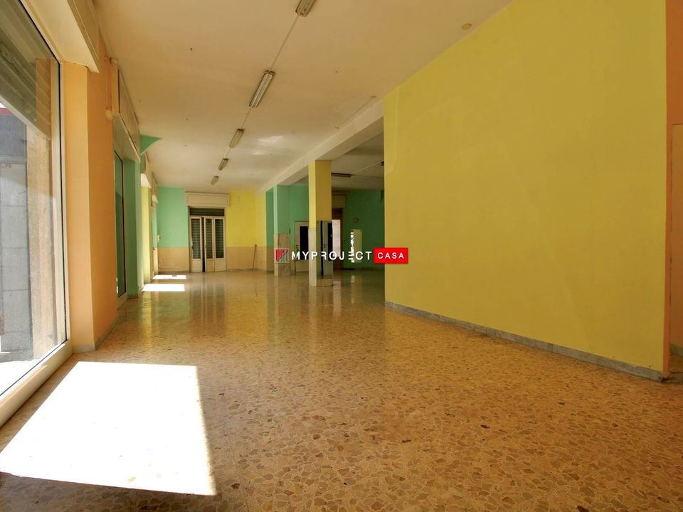 Erhvervsejendom i Martina Franca, Taranto - foto 3