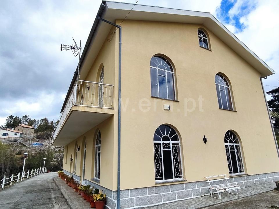 Villa i Seia, Guarda - foto 1