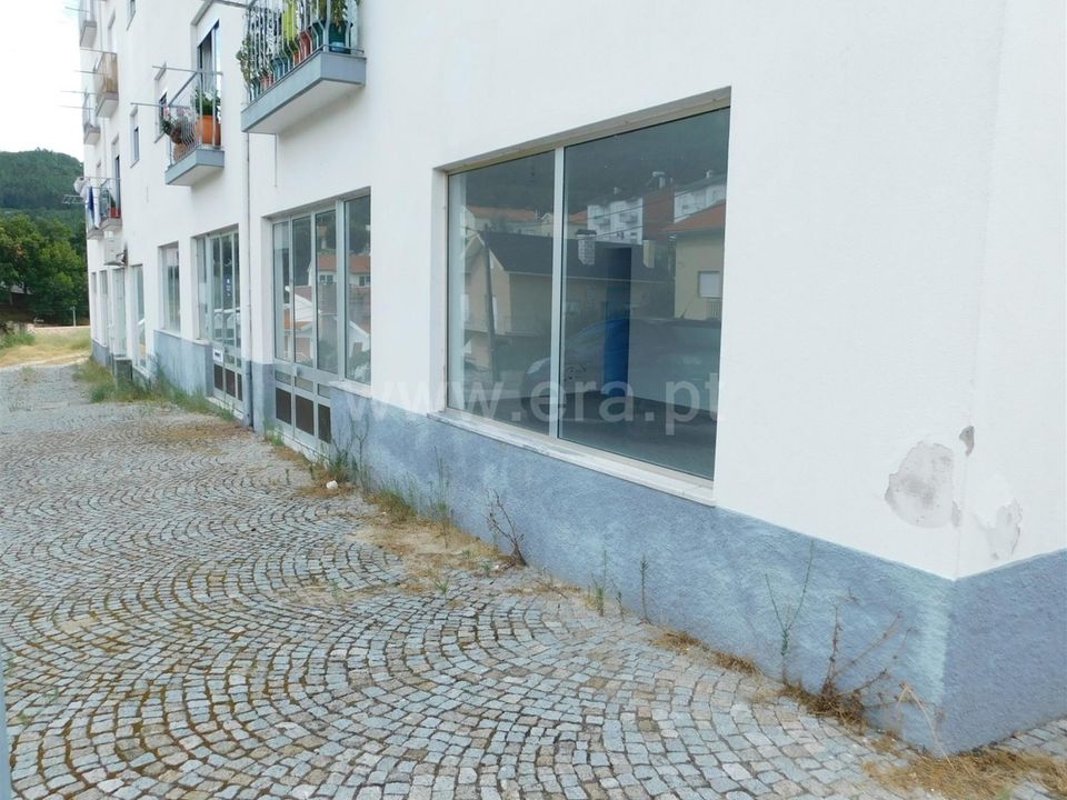 Erhvervsejendom i Seia, Guarda - foto 1