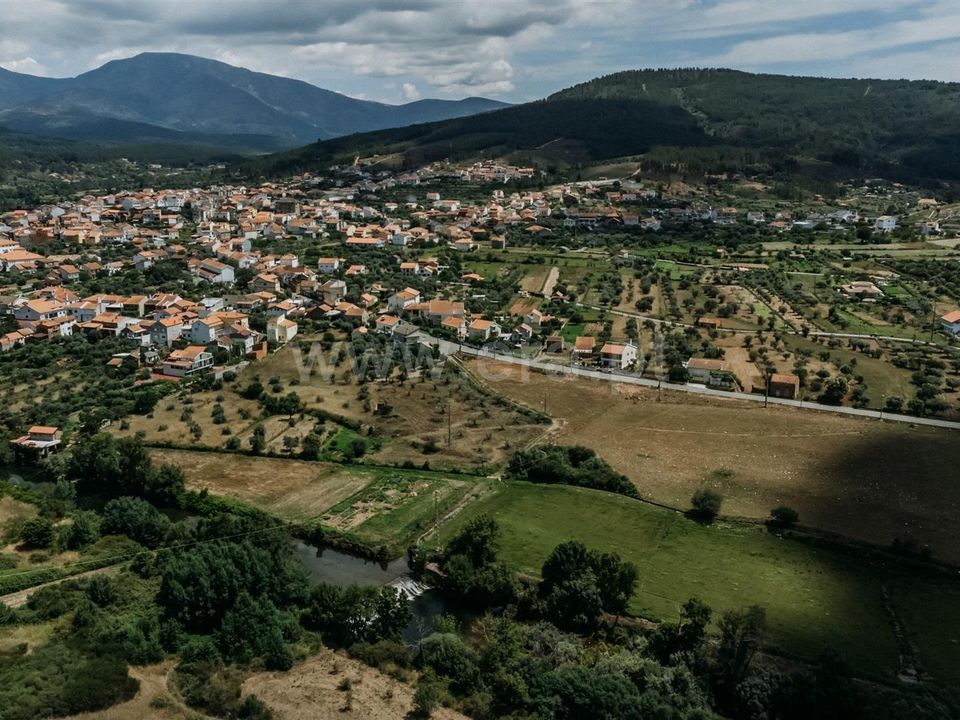 Helårsgrund i Covilha, Castelo Branco - foto 1