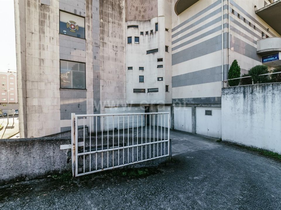 Garage i Covilha, Castelo Branco - foto 1