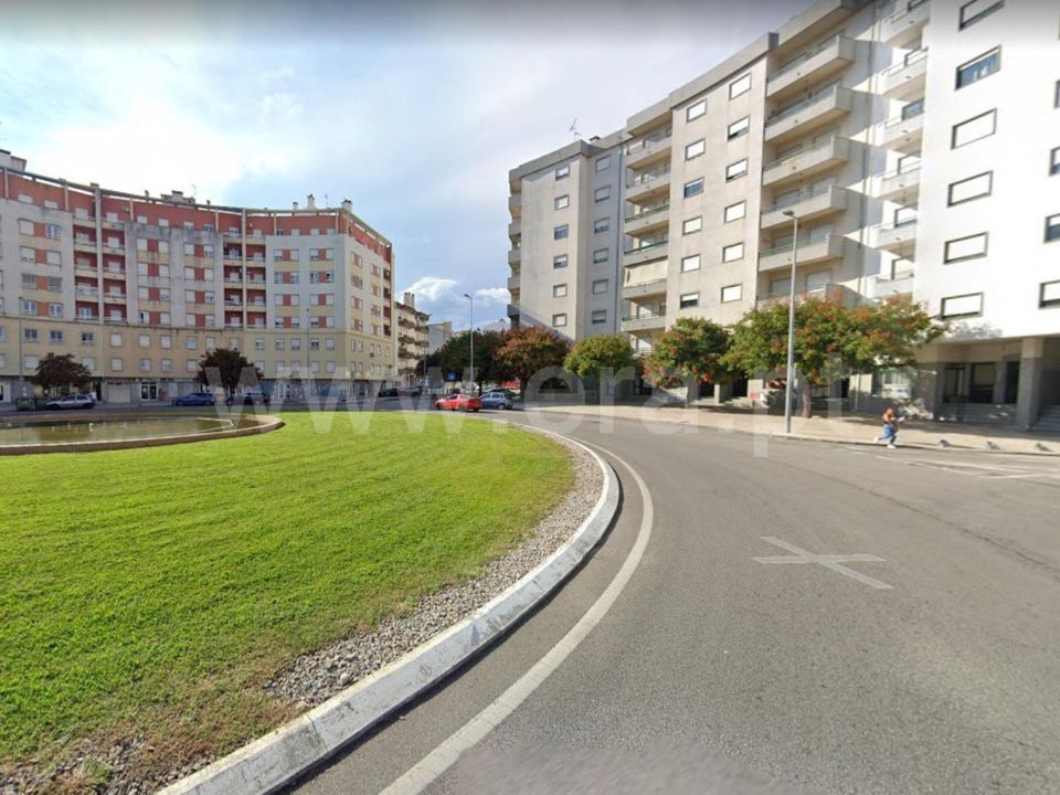 Garaje en Castelo Branco, Castelo Branco - foto 1