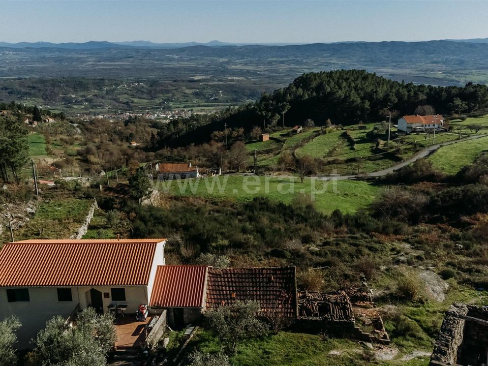 Helårsgrund i Covilha, Castelo Branco - foto 1