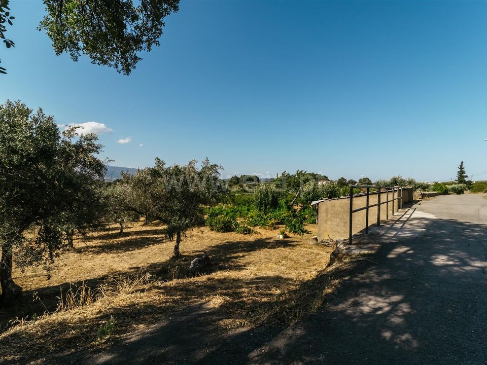 Helårsgrund i Fundao, Castelo Branco - foto 1