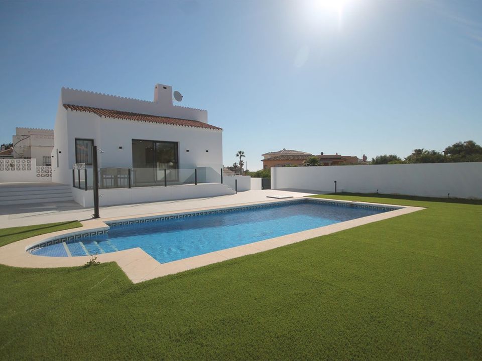 Villa a El Faro, Malaga - foto 1