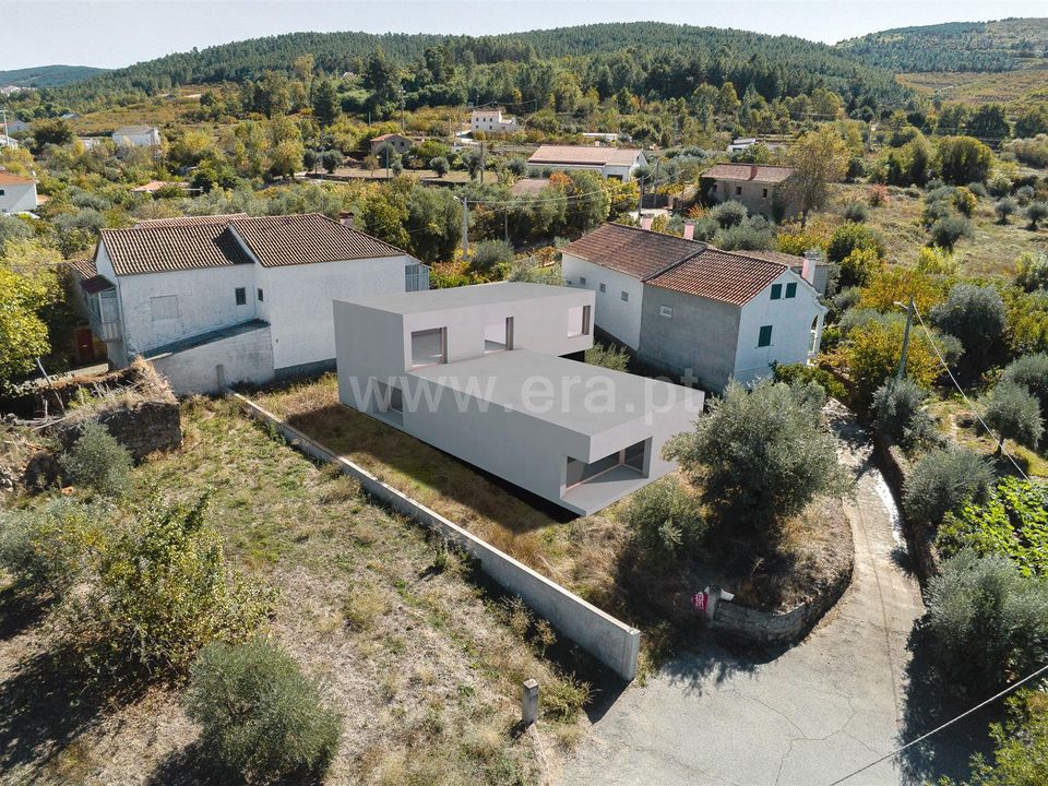 Helårsgrund i Fundao, Castelo Branco - foto 1