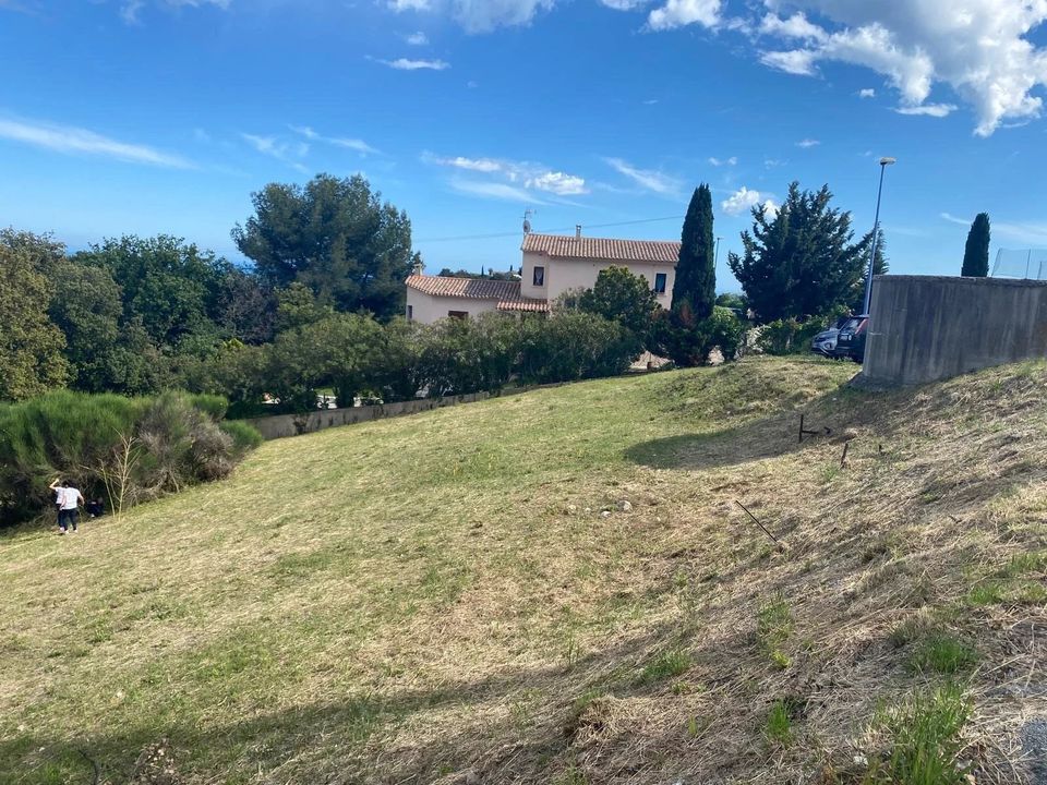 Helårsgrund i Cagnes-sur-Mer, Alpes-Maritimes - foto 1