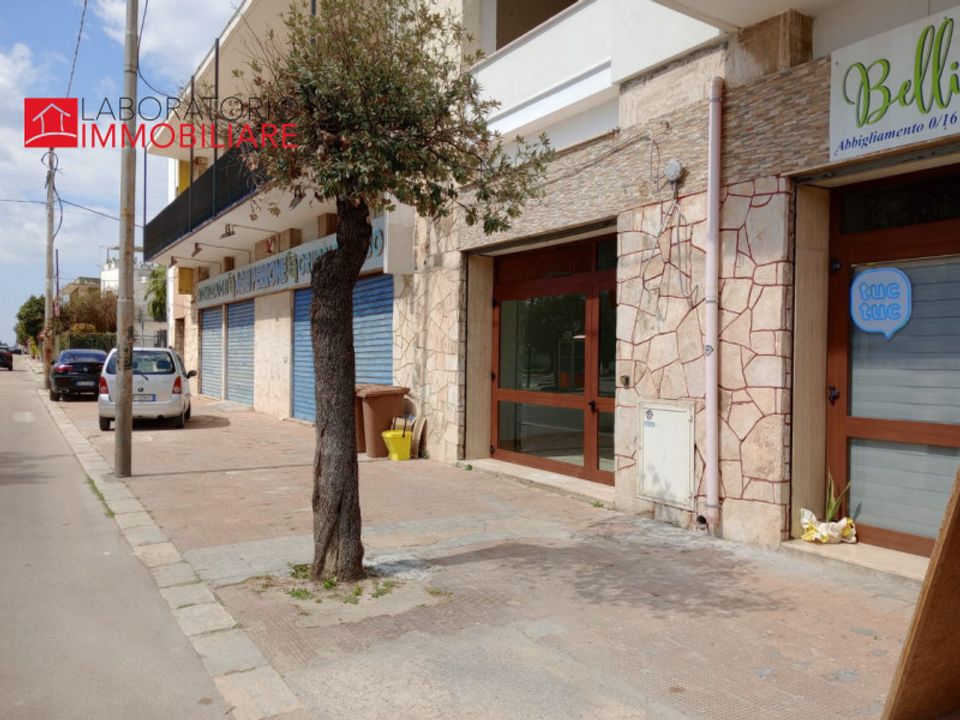 Erhvervsejendom i Guagnano, Lecce - foto 1