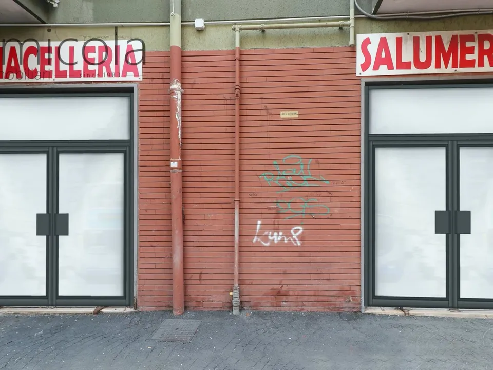 Erhvervsejendom i Portici, Naples - foto 1