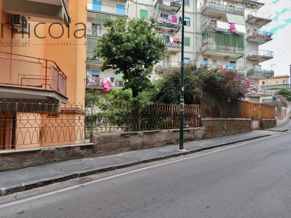 Erhvervsejendom i Portici, Naples - foto 3