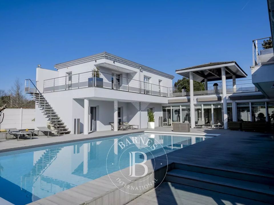 Villa i Pessac, Gironde - foto 1