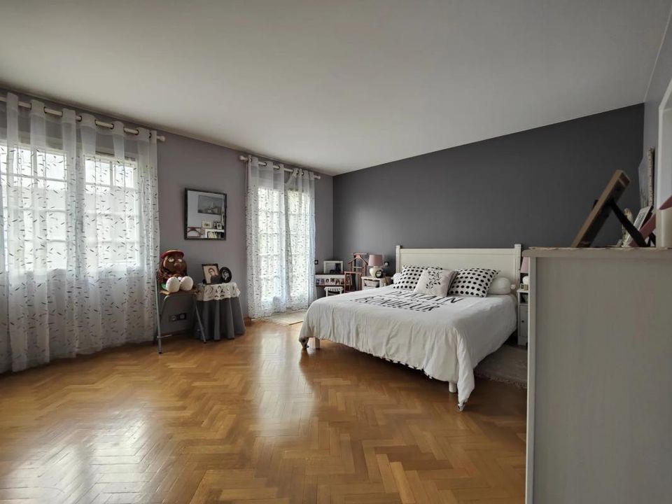 Villa i Les Clayes-Sous-Bois, Yvelines - foto 5