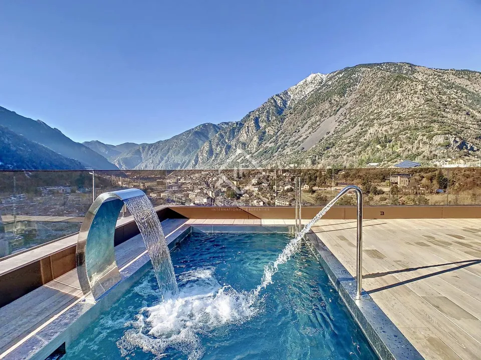 Leilighet i Escaldes-Engordany, Andorra - bilde 1