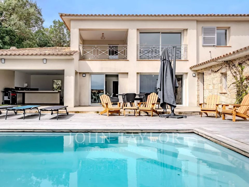 Villa i Sainte-Lucie de Porto-Vecchio, Corse-du-Sud - foto 1