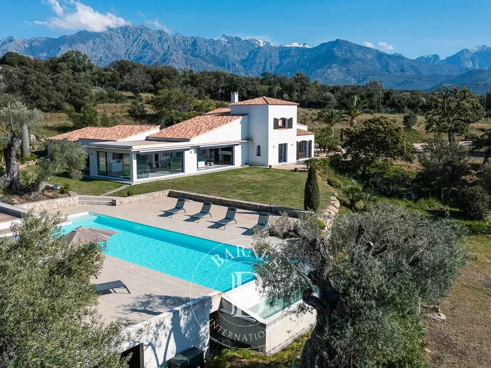 Villa in Lumio, Haute-Corse - photo 2