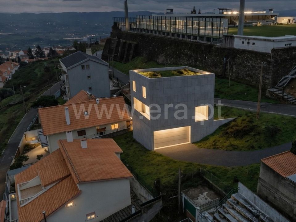 Helårsgrund i Covilha, Castelo Branco - foto 1