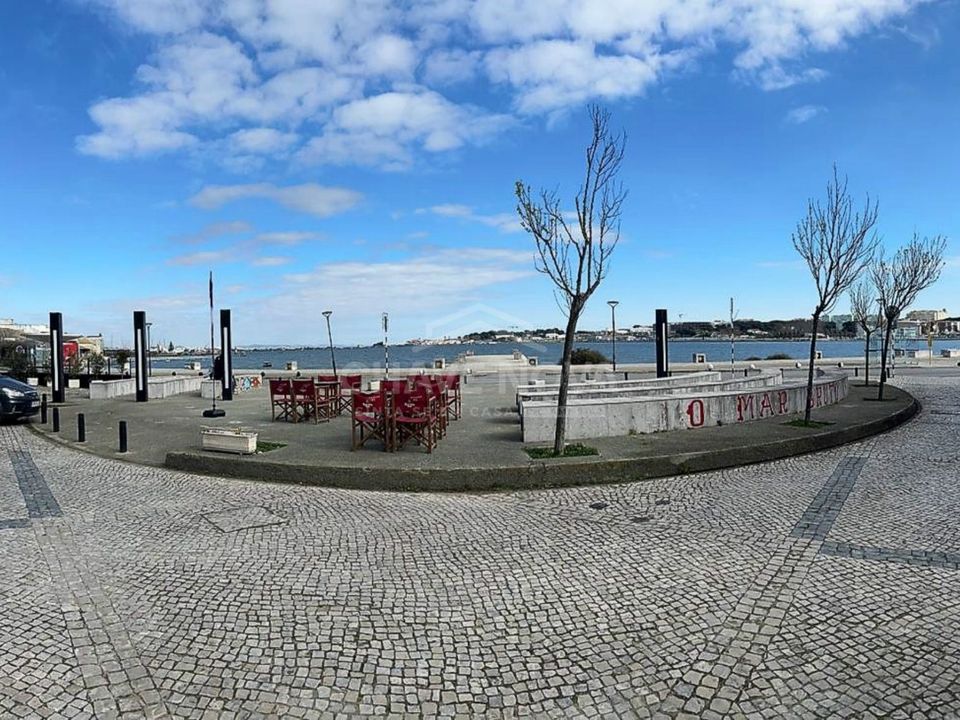 Erhvervsejendom i Seixal, Setubal - foto 2