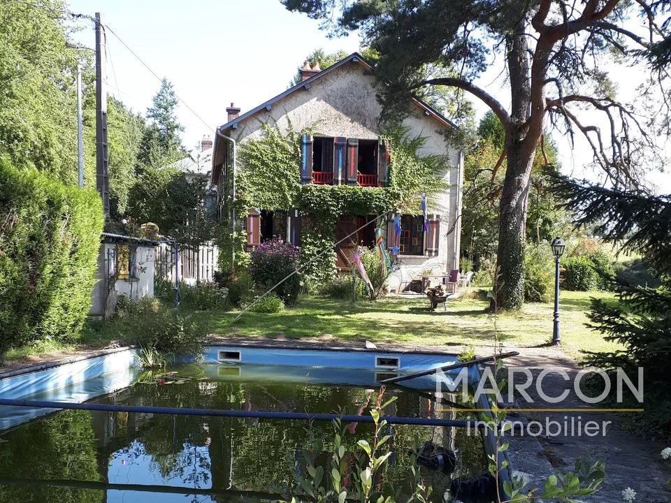 Herregård i La Souterraine, Creuse - bilde 1