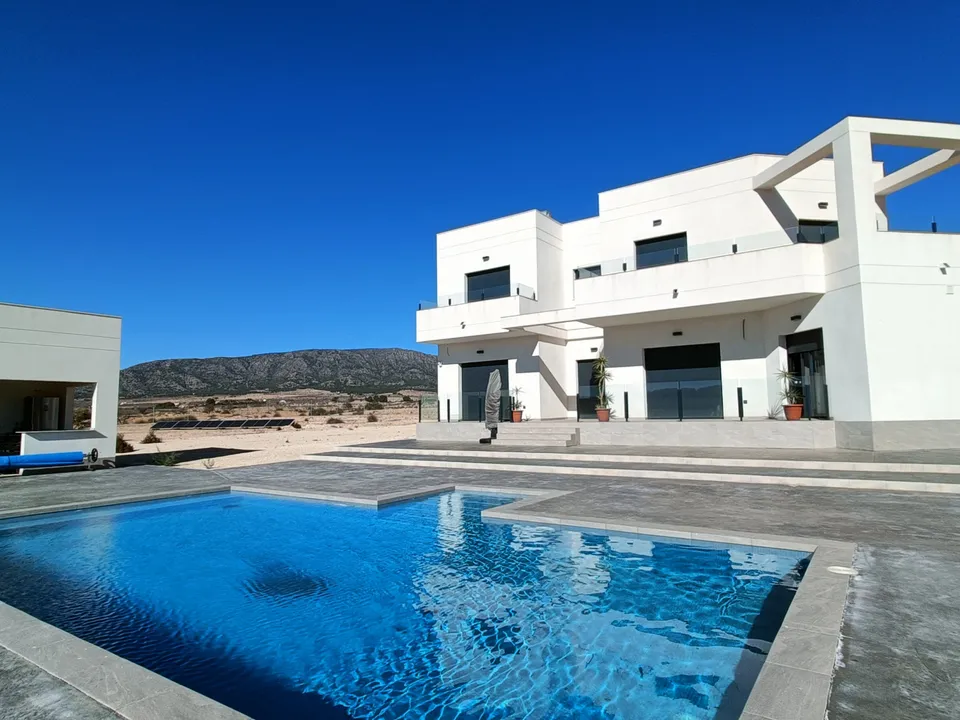 Villa a Pinoso, Alicante - foto 1