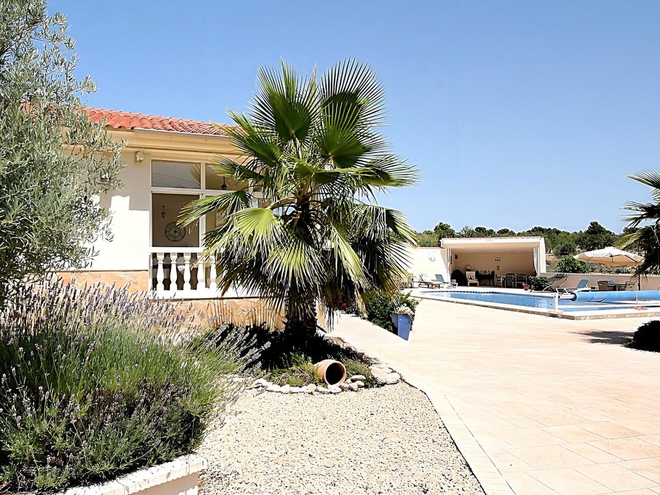 Villa a Onil, Alicante - foto 3