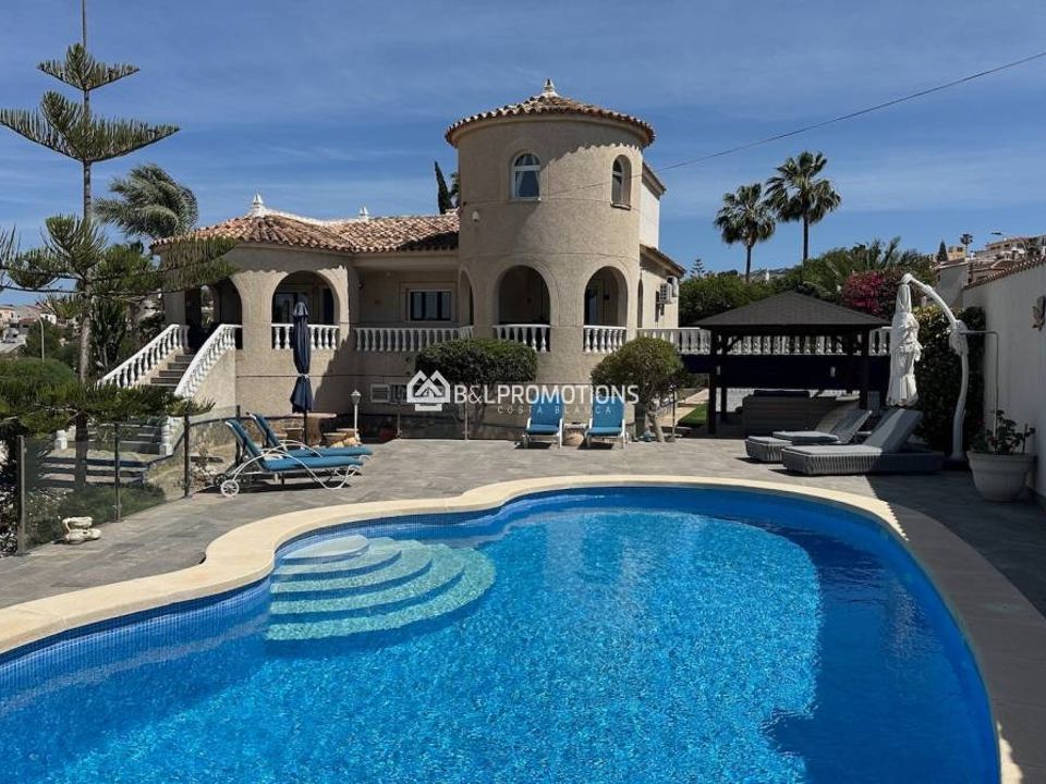 Villa i Alicante, Alicante - foto 1