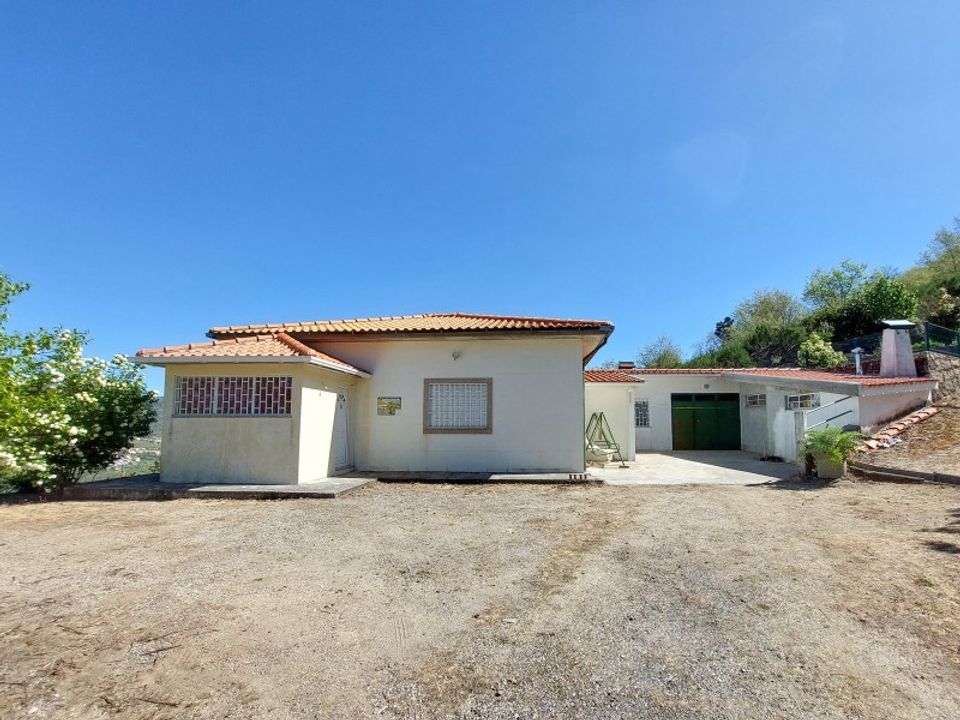 Tomt i Vila Nova de Souto d'El-Rei, Viseu - bilde 2