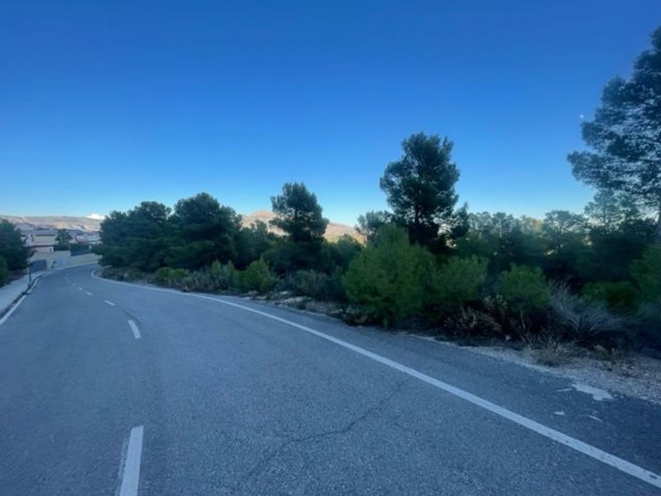 Helårsgrund i Polop, Alicante - foto 4