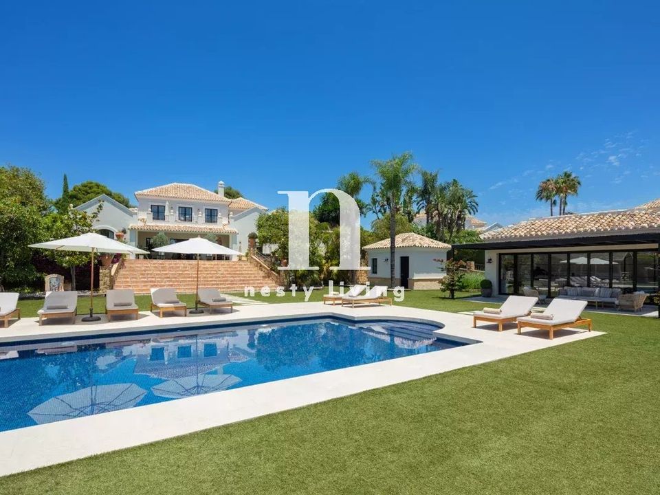 Villa i El Paraiso, Malaga - foto 1