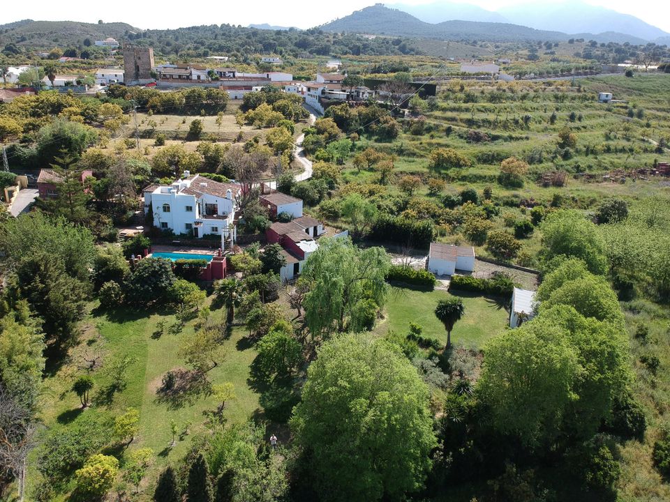 Cortijo i Alhaurin El Grande, Malaga - foto 5