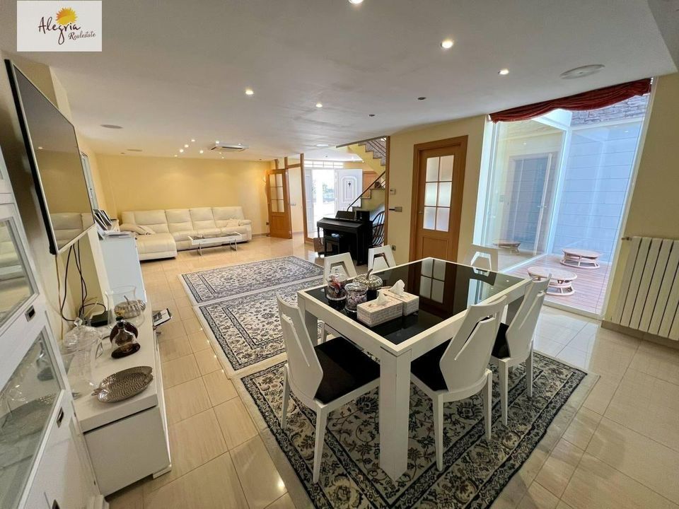 Villa i Manises, Valencia - foto 3