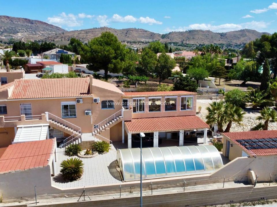 Villa i Alicante, Alicante - foto 1