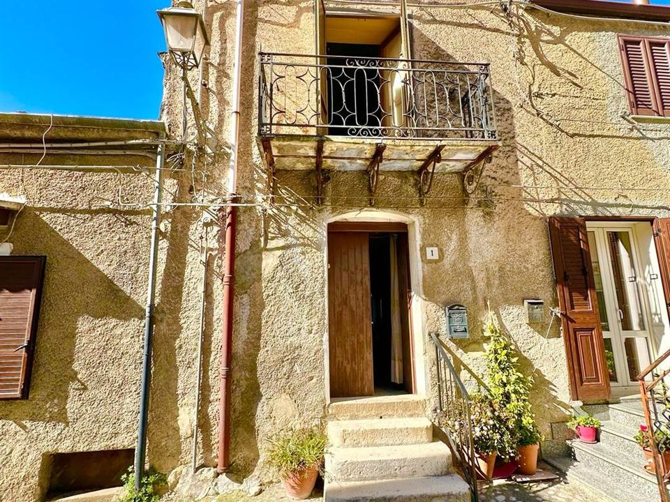 Villa i Palazzo Adriano, Palermo - foto 1