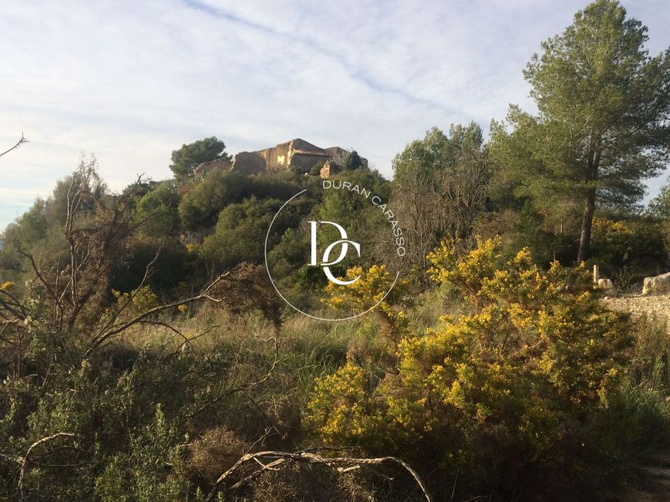 Landejendom i Castellet I La Gornal, Barcelona - foto 1