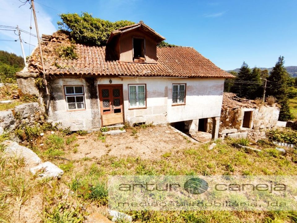Landejendom i Arcos de Valdevez, Viana do Castelo - foto 1