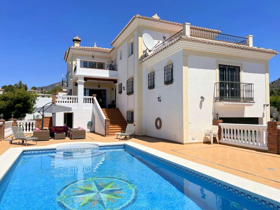 Villa i Frigiliana, Malaga - foto 1
