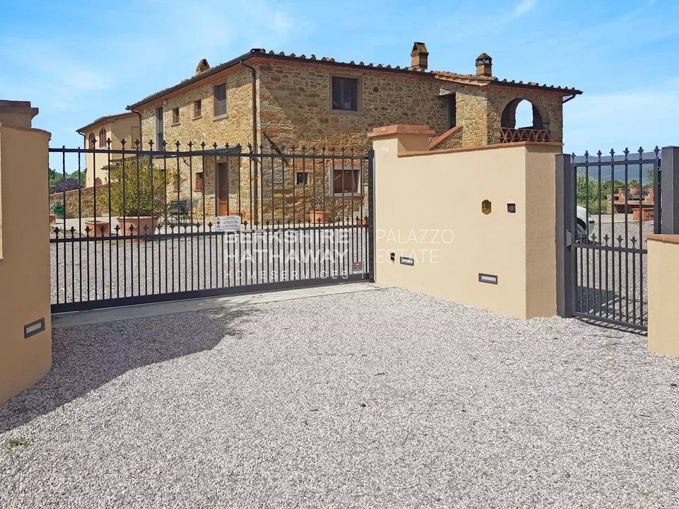 Landejendom i Castiglion Fiorentino, Arezzo - foto 1