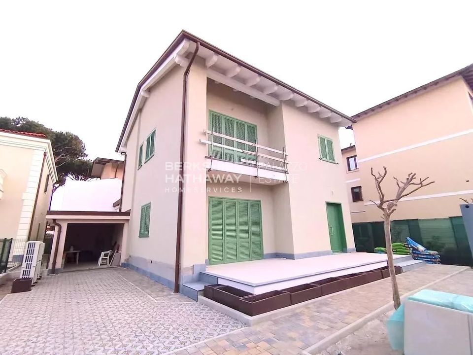 Villa i Pietrasanta, Lucca - bilde 1